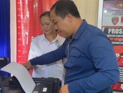 Personel Urident Sat Reskrim Polres Karangasem, Berikan Pelayanan Sidik Jari Tidak Memungut Biaya