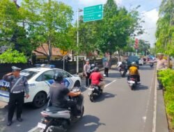 Satgas II Preventif Polres Karangasem, Pantau Kelancaran Arus Lalu Lintas Menjelang Idul Fitri
