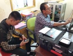 Personel Urident Sat Reskrim Polres Karangasem, Berikan Pelayanan Sidik Jari Tidak Memungut Biaya
