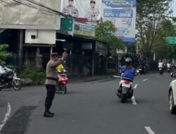 Rutinitas Personil Sat Binmas Laksanakan Strong Point Pagi, Sebagai Bentuk Kepedulian Polri Terhadap Masyarakat