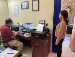 Personel Urident Sat Reskrim Polres Karangasem, Berikan Pelayanan Sidik Jari Tidak Memungut Biaya