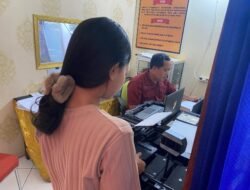Personel Urident Sat Reskrim Polres Karangasem, Berikan Pelayanan Sidik Jari Tidak Memungut Biaya