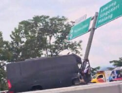 Laka Maut Jalur Tol Pandaan-Malang Bawa Rombongan SMA 1 Porong