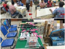 Satgas Ops Damai Cartenz 2025, Serahkan Tersangka Yuni Enumbi dan Barang Bukti Ratusan Amunisi ke Kejari Jayapura