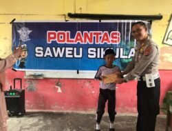 Saweu Sikula, Kasat Lantas Polres Aceh Tengah Sosialisasikan Tertib Berlalu Lintas Sejak Dini di MIS Ujung Temetas