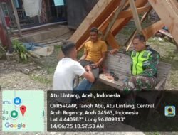 Babinsa Koramil 07/Atu Lintang Jalin Kebersamaan Lewat Komsos di Desa Tanoh Abu