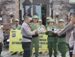 Bentuk Dukungan dalam Pelaksanaan Tugas, Sat Binmas Berikan Sarana Kontak kepada Anggota Linmas  