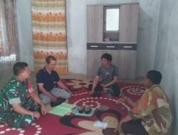 Babinsa Koramil 06 Jagong Laksanakan Komsos di Desa Gegarang