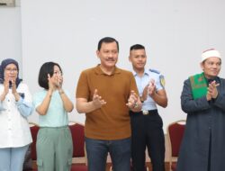 JELANG HARI BHAYANGKARA KE-79, BIDHUMAS POLDA KEPRI HADIRKAN SENYUM ANAK PANTI LEWAT KUNJUNGAN DAN DOA BERSAMA DI MEGA MALL BATAM CENTER
