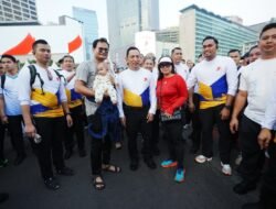 Kapolri Hadiri CFD Hari Bhayangkara Polri untuk Masyarakat, Disambut Antusias Warga