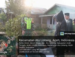 Babinsa Kopda Sivinli Jalin Komsos dengan Warga Desa Merah Mege