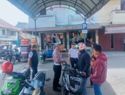 Sat Lantas dan Dishub Aceh Tengah Berikan Sosialisasi Kepada Juru Parkir di Sejumlah Titik Kota Takengon