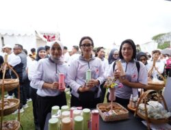UMKM Meriahkan Jalan Sehat, Polri Bersama TNI & Masyarakat