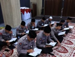 Puncak Peringatan Hari Bhayangkara, Divisi Humas Gelar Khatam Qur’an 79 Kali