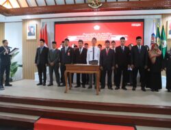 Perkuat Tata Kelola Birokrasi, Sayuti Abubakar Lantik Pejabat Administrator, Pengawas, dan Kepala Sekolah