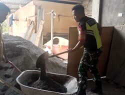 Babinsa Koramil 06/Jagong Gelar Karya Bakti Bersama Warga Desa Jagong Jeget