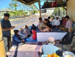 Bhabinkamtibmas Polsek Kota Takengon Hadiri Penanaman Perdana Bawang Merah di Kampung Pinangan