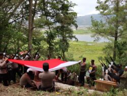 Wakapolres Aceh Tengah Pimpin Pemakaman Tradisi Kepolisian Alm. Bripda Mhd Rieza Fahlevi