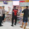 Melalui Patroli Dialogis, Personel Polsek Pekutatan Edukasi Karyawan Indomaret Pekutatan