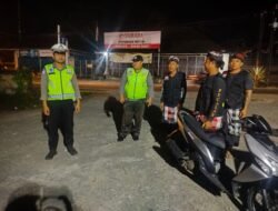 Cegah Gangguan Kamtibmas Pada Malam Hari, Polsek Rendang Rutin Lakukan Patroli