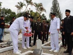 Kapolres Aceh Tengah Ziarah ke Makam Pahlawan, Wujud Rasa Syukur di Hari Kemerdekaan RI ke-80