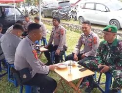 Babinsa Koramil 06/Jagong Gelar Komsos dengan Polsek Jagong Jeget di Desa Merah Said