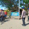 Ciptakan Keamanan dan Kenyamanan Wisatawan Sat Polairud Polres Jembrana Pasang Bendera Peringatan di Teluk Gilimanuk