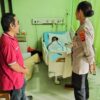 Kapolres Jembrana Kunjungi Istri Awak Media yang Sedang Dirawat di RSU Negara Kab. Jembrana