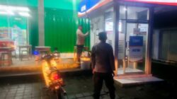 Ciptakan Situasi Kamtibmas Kondusif, Polsek Selat Tingkatkan Giat Blue Light Patrol