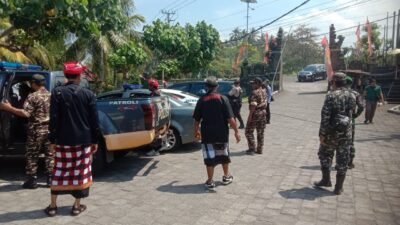 Jaga Stabilitas Keamanan dan Ketertiban Masyarakat, Polsek Pekutatan Gelar Patroli Gabungan TNI/Polri, Banser, Pecalang dan Linmas