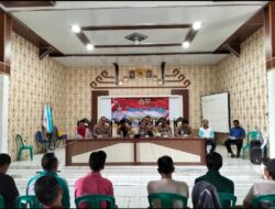 Jajaran Polres Mesuji Bersama Polsek Way SerdangMelaksana Kan Giat Jumat Curhat Di Balai Desa Buko Poso Kecamatan Way Serdang
