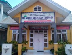 Bendahara dan Kepala SLB Kebayakan Satu Paket Keluarga Ibu dan Anak