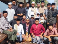 Guru Ngaji di Dayah Istiqamatuddin Baitul Mua’arrif Leupung Hadapi Jerih Pengabdian, Relawan Peduli Rakyat Lintas Batas Dorong Dukungan Pemerintah