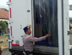 Sat Polairud Polres Karangasem Bersama Polsek Kawasan, Perketat Pemeriksaan di Pintu Masuk Bali