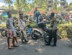 Bhabinkamtibmas Desa Pidpid Dampingi Komunitas XMak Denpasar, Menyalurkan Bantuan Sosial