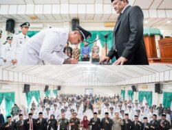 Bupati Bireuen Resmi melantik 49 Kepala Desa ( Keuchik Gampong) hasil pIlchiksung