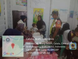Babinsa Koramil Celala Komsos dengan Warga Rawat Inap di Puskesmas Belang Delem