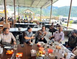 Perkuat Sinergi dan Komunikasi, Lewat Ngopi Bareng Bersama PWI Kapolres Aceh Tengah Ajak Jaga Profesi