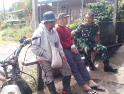 Babinsa Koramil 06/Jagong Gelar Komsos Bersama Warga Desa Paya Tungel