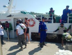 Pastikan Kelancaran Penyebrangan Fast Boat Aman, Sat Polairud Karangasem Lakukan Pengamanan di Dermaga Rakyat Padangbai
