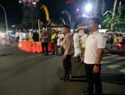 Pastikan Kelancaran Prosesi Piodalan, Polsek Negara Amankan Persembahyangan di Pura Dalem Lelateng