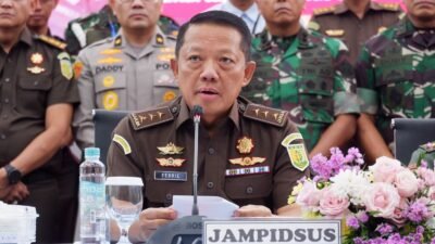 Kejaksaan Agung Memeriksa 4 Orang Saksi Terkait Perkara Digitalisasi Pendidikan Kemendikbudristek.