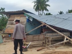 Tujuh Rumah Warga Rusak Diterpa Angin Kencang di Syamtalira Bayu
