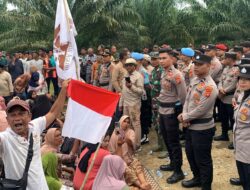 Polres Aceh Utara Kerahkan Ratusan Personel Amankan Aksi Blokade Jalan di Cot Girek