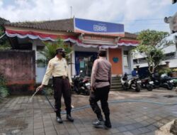 Jaga Kondusfitas Keamanan Wilayahnya, Polsek Selat Intensif Giat Patroli Dialogis 
