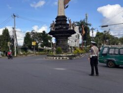 Ciptanya Kelancaran Arus Lalu Lintas, Personil Lantas Melaksanakan Gatur Lalin di Ktl 2