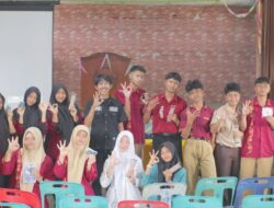 Menggenggam Masa Depan Digital: Siswa SMAN 3 Timang Gajah Kuasai Coding dengan Arduino