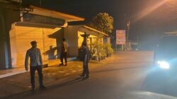 Cegah Gangguan Kamtibmas di Malam Hari, Polsek Bebandem Gelar Blue Light Patrol 