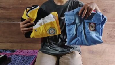 Ogan Ilir Geger! SMAN 1 Muara Kuang Diduga Wajibkan Beli Seragam Mahal Kualitas Rendah, Rapor Siswa Terancam Ditahan!