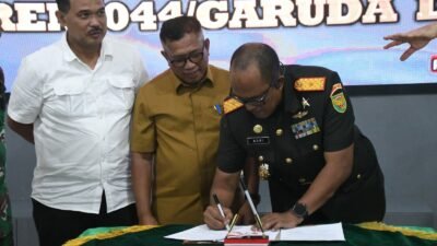 Tandatangani Kontrak Cetak Sawah, Danrem 044/Gapo : Dukung Program Pemerintah, Wujudkan Ketahanan Pangan